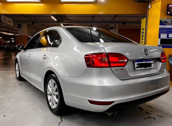 VOLKSWAGEN JETTA 2.0 COMFORTLINE FLEX 4P TIPTRONIC VOLKSWAGEN JETTA 2.0 COMFORTLINE FLEX 4P TIPTRONIC